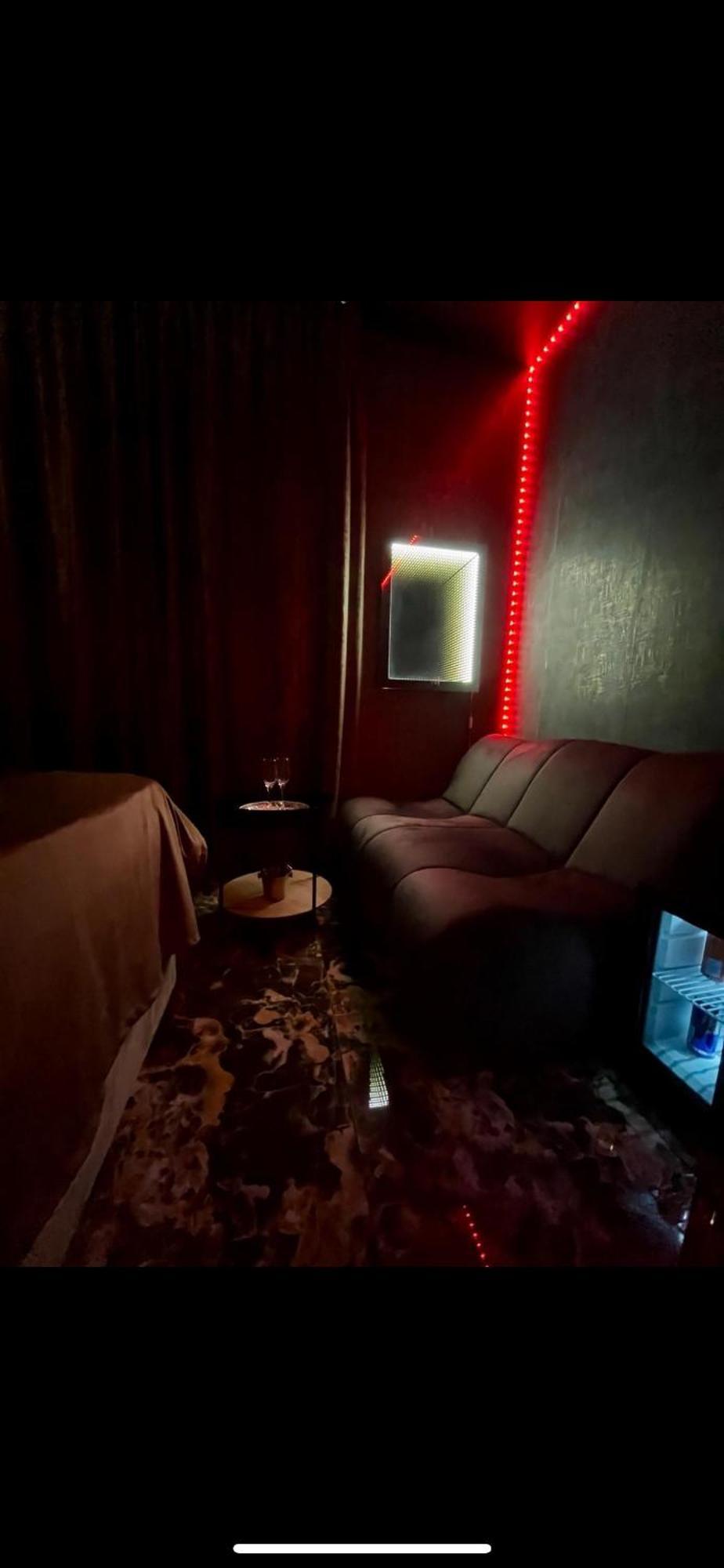 Love Room Bucharest Luaran gambar