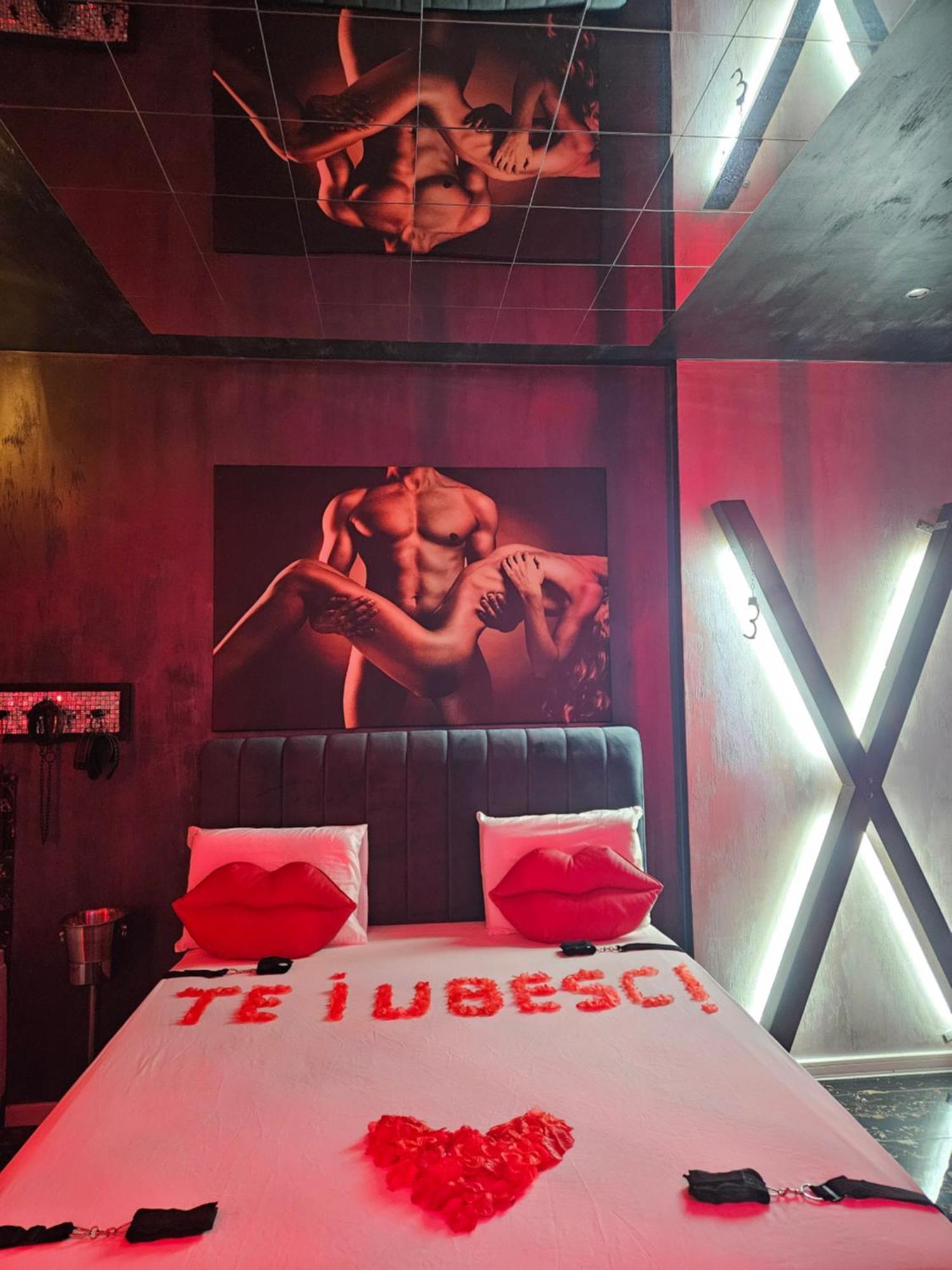 Love Room Bucharest Luaran gambar